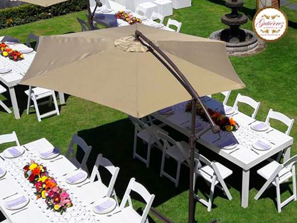 sombrillas tus fiestas en jardín